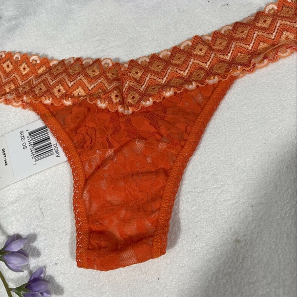 NWT Hanky Panky (4911) Lace Low Rise Thong in Orange‎ [SZ O/S ] - Picture 3 of 11